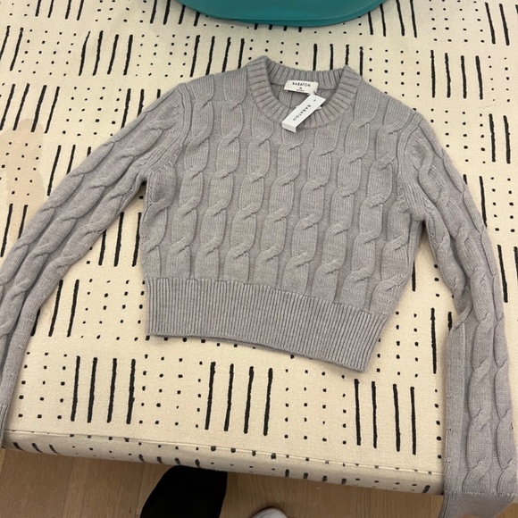 Sweater - Picture 3 of 3